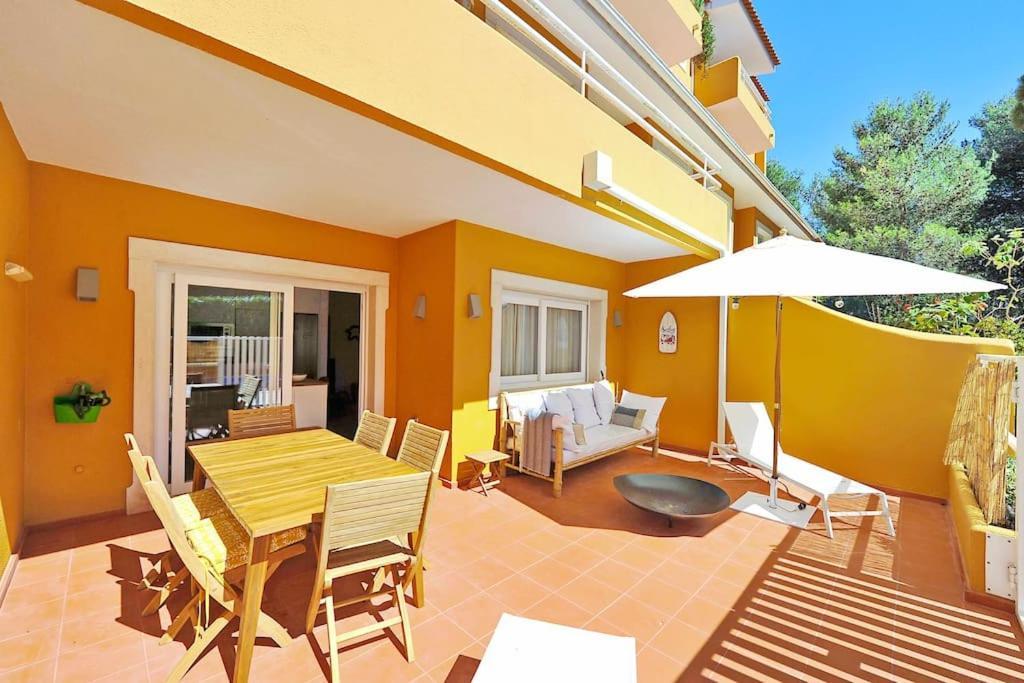 Tropical Pool View - Checkinhome Appartement